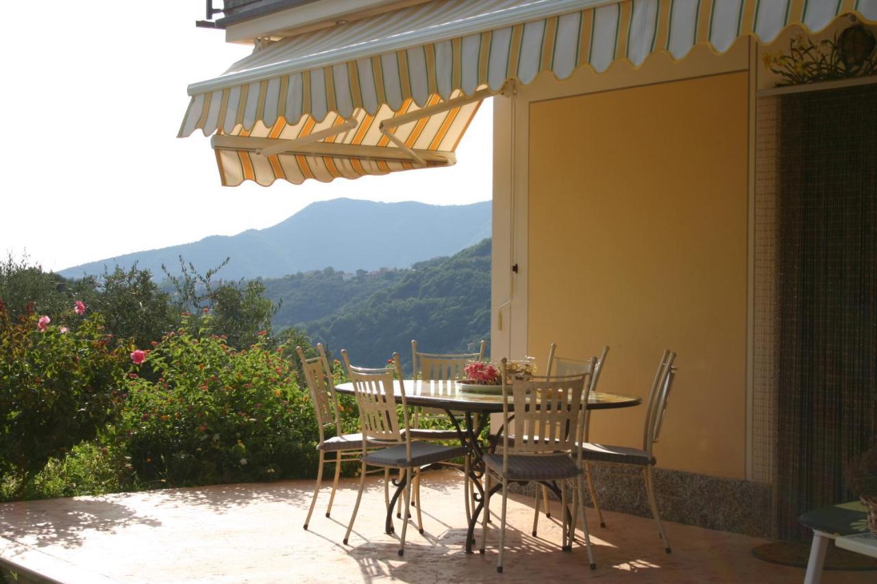 La Casa Di Menny Maison De Campagne 모네글리아 외부 사진